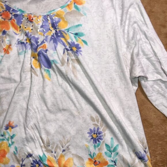 Alfred‎ Dunner Women 2XL Spring Floral Embellishment 3/4 Sleeve Blouse (O) - Picture 2 of 5